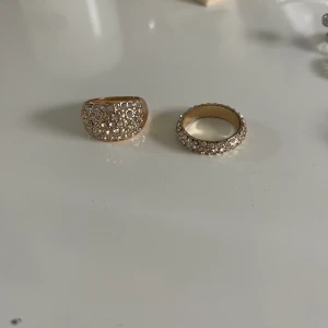 Ringar - Super fina ringar! Anvönd ett fåtal gånger!