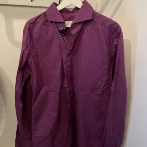 Eton skjorta slimfit - Skjorta från Eton, slimfit. Strl 42