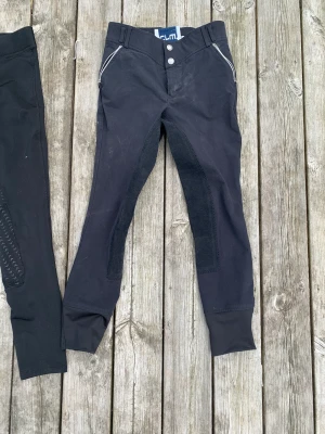 Ridbyxor - Alla för 200kr  100kr st