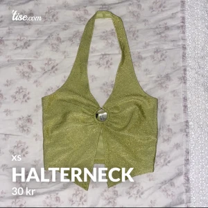 crop top - jättefin men förliten för mig:(