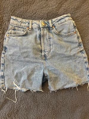 Kjol och shorts  - Fina nederdelar 