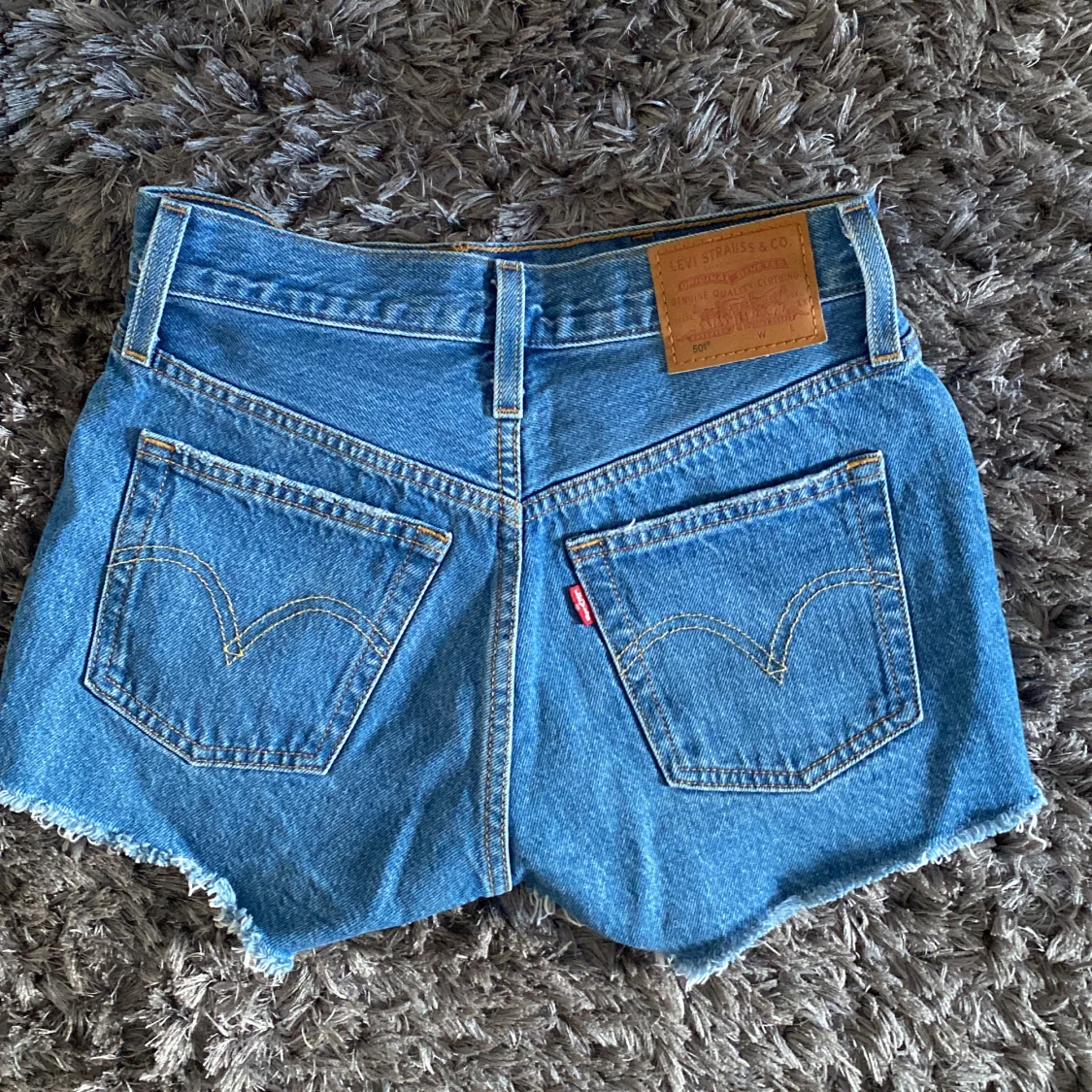 Levis shorts  - 90