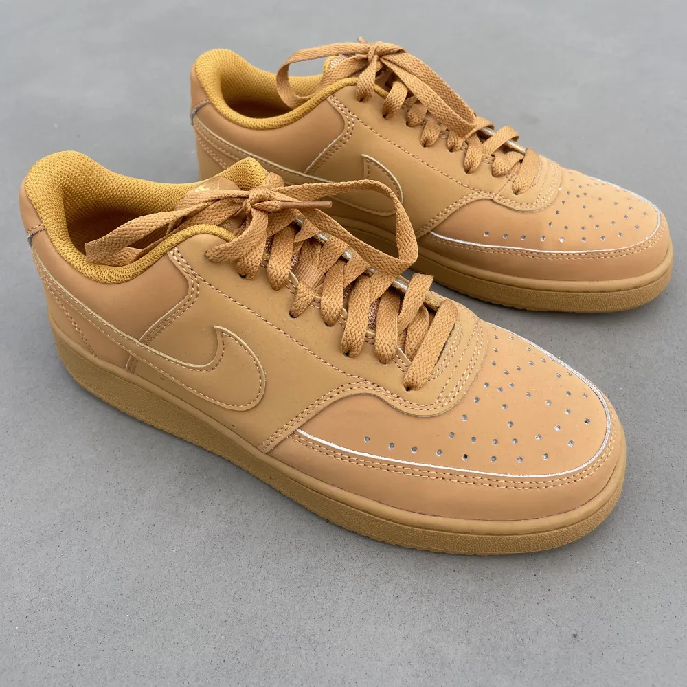 Nike Court Vision Low.  Aldrig använda!. Skor.