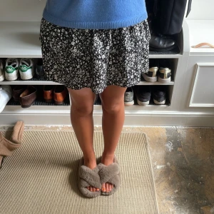 Kjol - Somrig kjol! Med resår i midjan