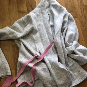 Odd Molly kofta - Odd molly kofta som är för liten för mig
