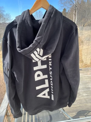 Alpha Industries - Hoodie strlk S