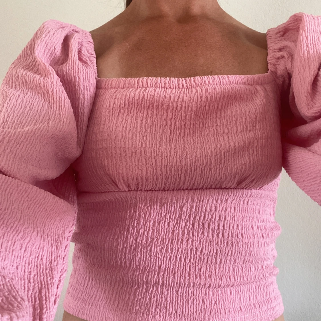 Topp med ballongärm 