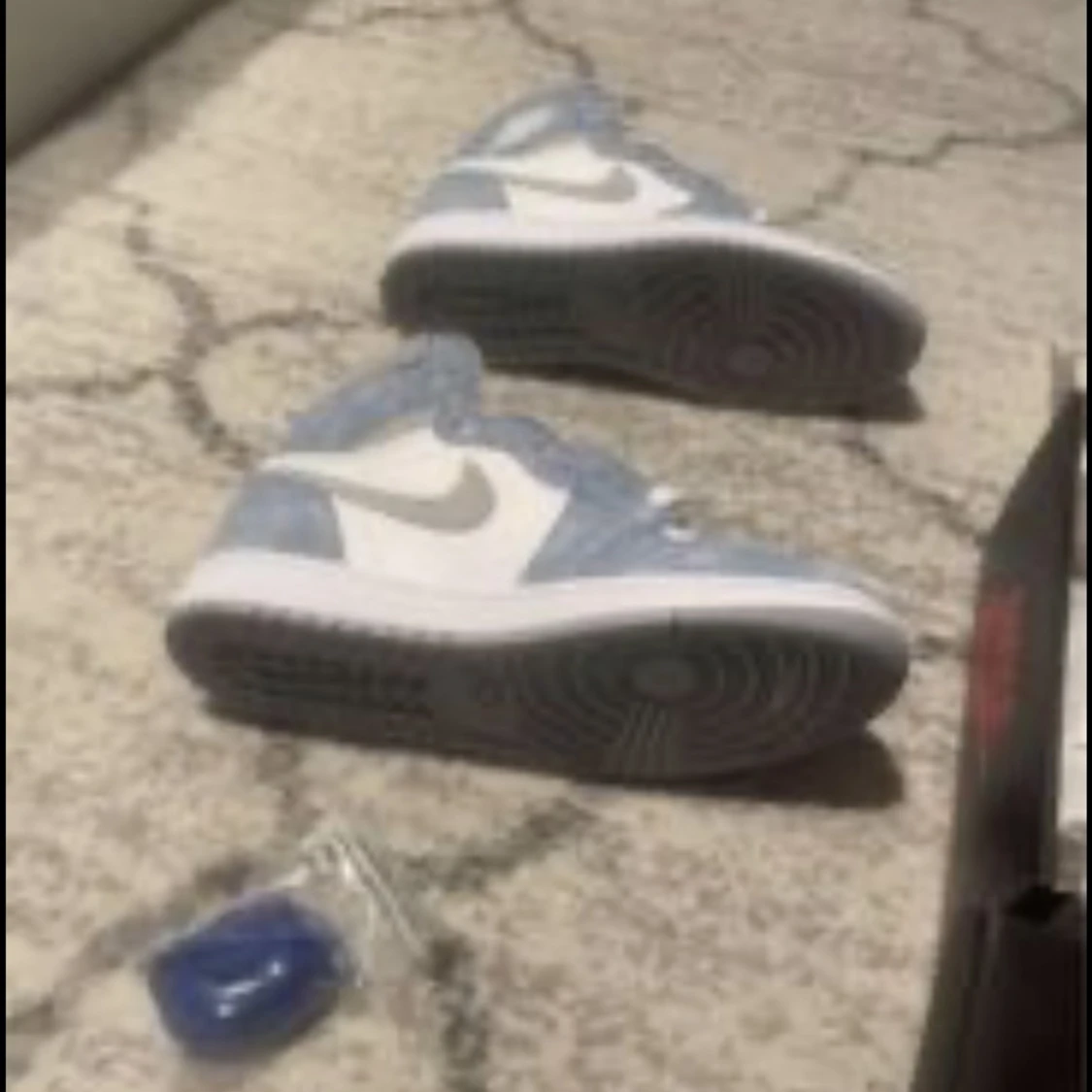 Jordan 1 retro High og hyper royale  - 90