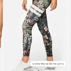 Stronger tights - Säljer mina stronger eftersom dom aldrig kommer till användning längre🤍 nypris 800kr, säljer för 170kr, pris kan diskuteras!