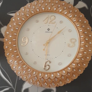 Klocka - Fungerar med batterier