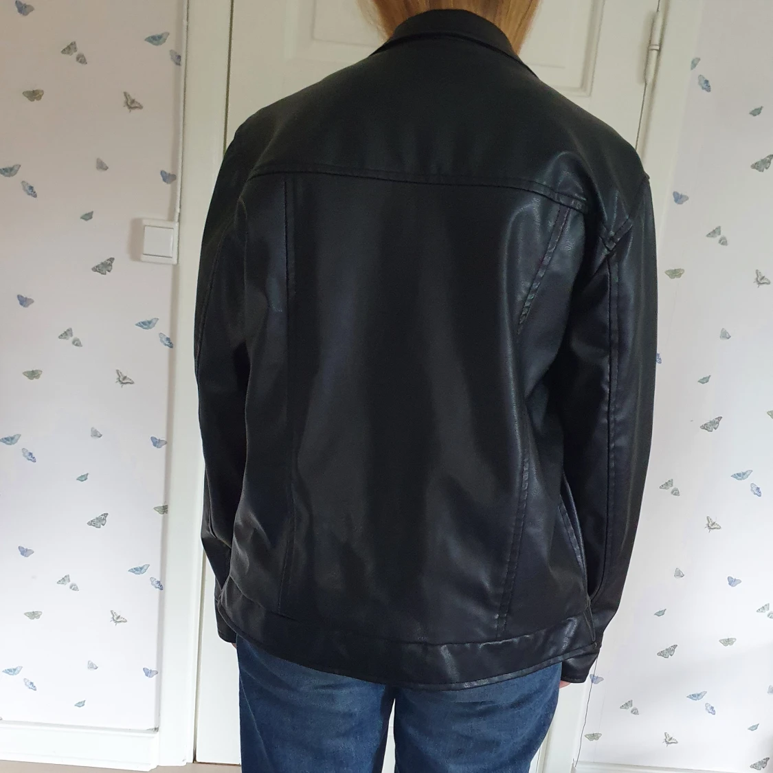 Svart skinnjacka - 91