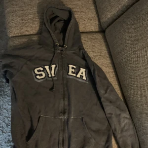svea tröja - Aldrig använd, bra skick