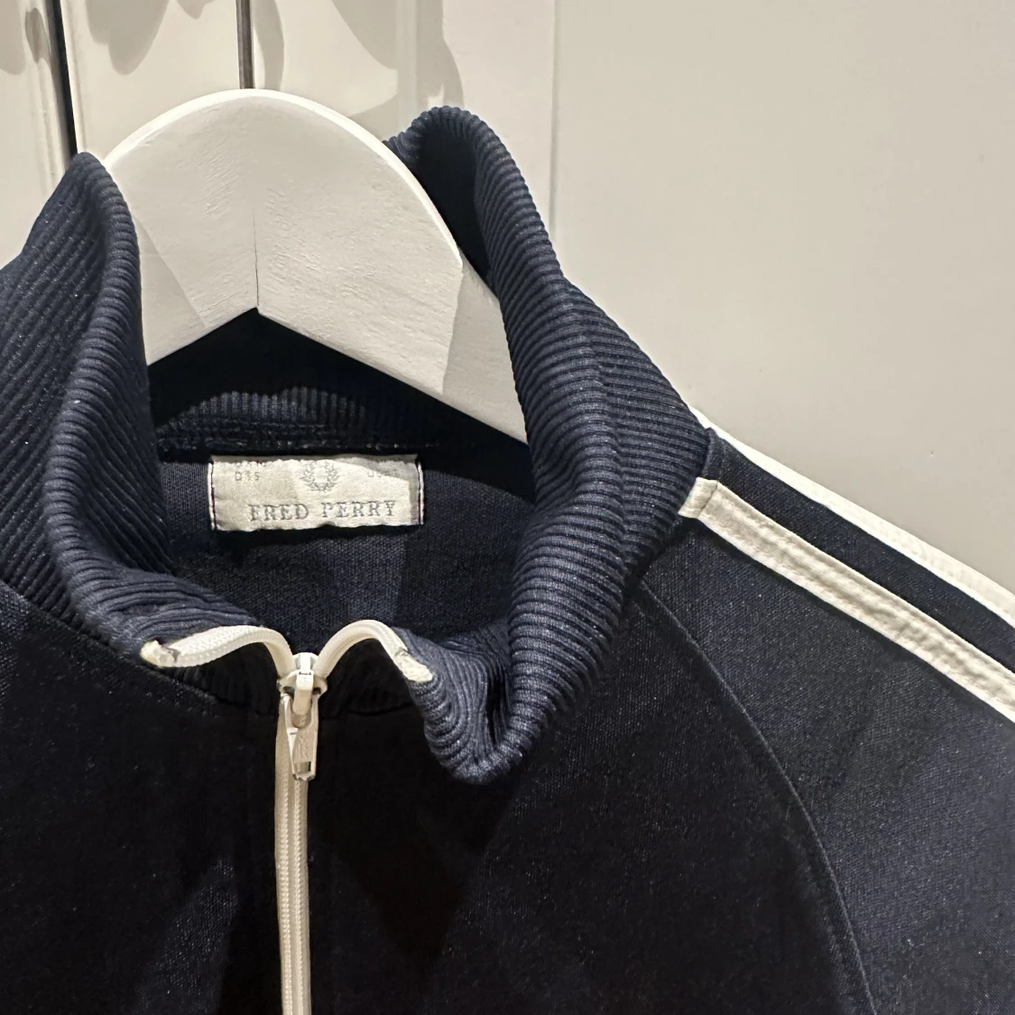 Fred Perry jacka - 90