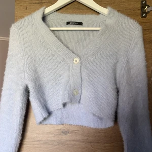 Tröja från Gina tricot  - Fin tröja från Gina tricot som aldrig är använd💕