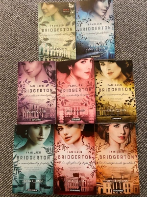 Bridgerton-serien  - Hela serien Bridgerton i toppenskick! Bok 1-5 lästa en gång, bok 6-8 aldrig lästa och i helt nyskick!🌼💛 svenskt språk! Nypris per bok: 80kr styck, MITT PRIS: 37,5 kr per bok 💛
