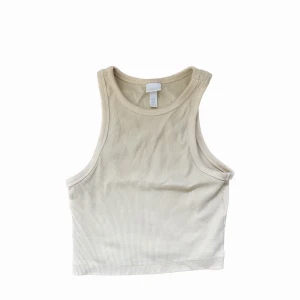 Gul topp - Gul topp, se sista bilden för bättre bild på färgen