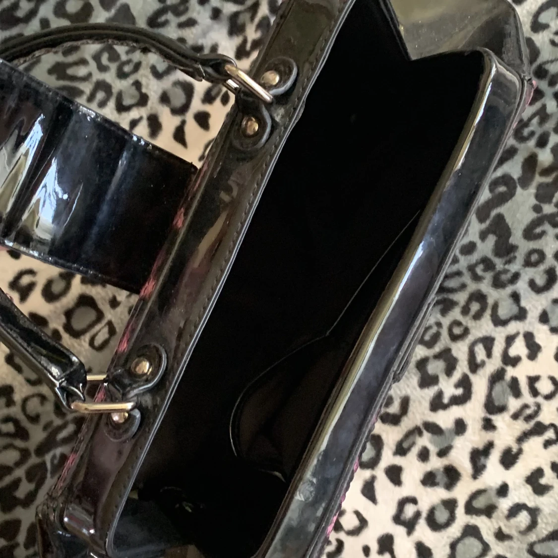 Stor lila leopard lack väska - 91