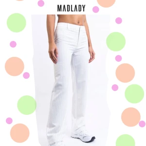 SUPERSNYGGA KOSTYMBYXOR MADLADY - Säljer dessa jätte fina kostymbyxorna från madlady som jag fick hem förra veckan i storlek 34 short då dom va för stora på mig. Ändast testade aldrig använt. Köpte för 649 o lägger då budgivningn så man kan köpa för minst 300kr. Hör av er vid frågor osv🩵