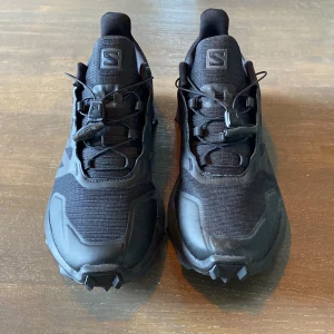 Salomon supercross - Helt oanvända Salomon Trailsko med Contagrip Strl 43 1/3 = 27,5 cm Exkl. kartong