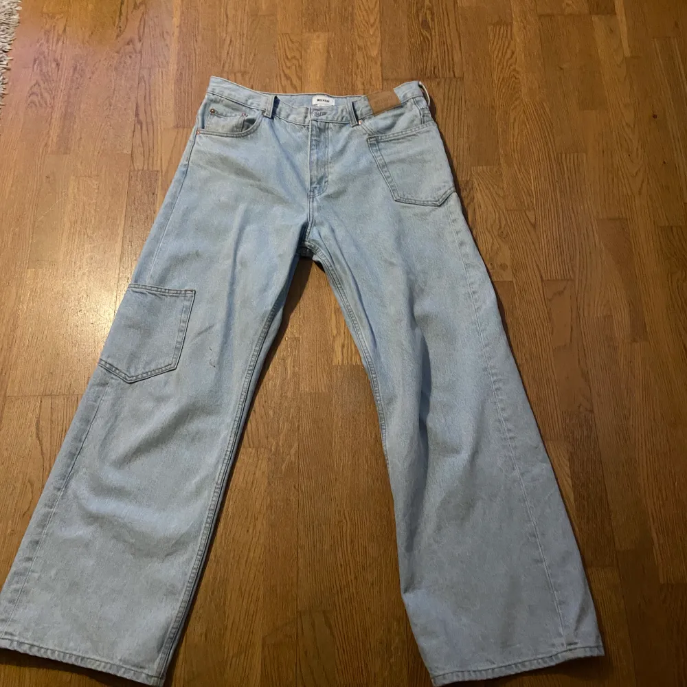 snygga jeans från weekday som jag inte använder längre. Jeans & Byxor.