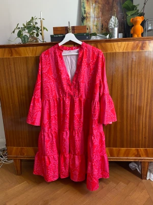 Klänning - Klänning som använts som beach-klänning