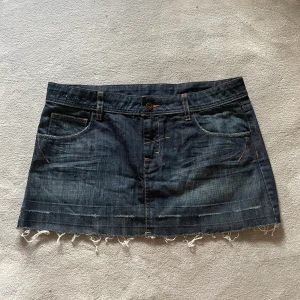 Jeanskjol - Supersnygg jeanskjol