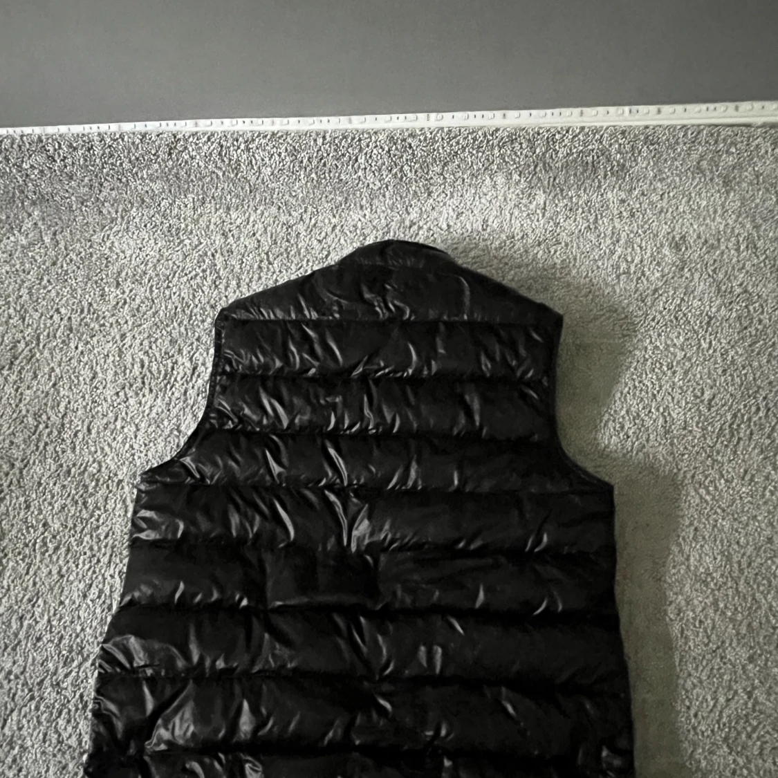 Moncler gui väst (kvitto finns) - 90