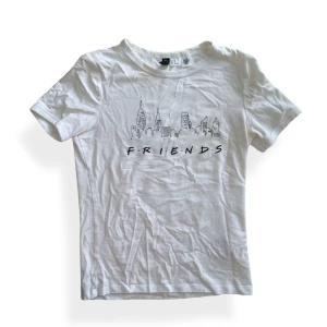 FRIENDS T-shirt - Supercoola friends t-shirt!!🤩😍🔥🔥