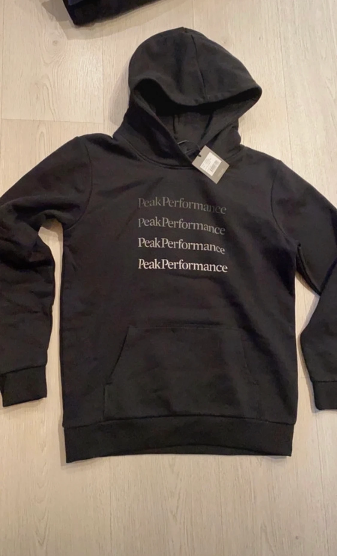Ny peak performance hoodie strl 160
