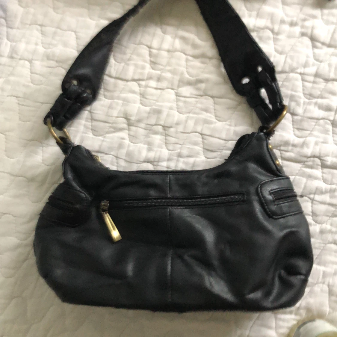 Svart axelväska  - 90