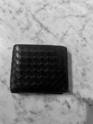 Bottega Veneta plånbok.  - Authentic svart plånbok från Bottega Veneta. Bra skick.   