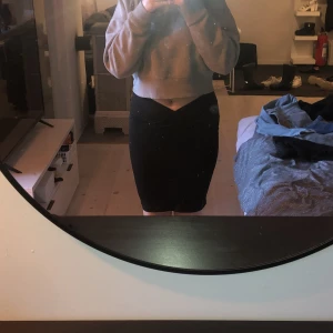 Kjol - Bra skick storlek xs. Hör av dig vid frågor 