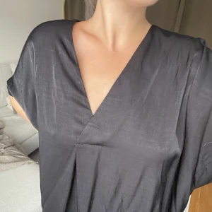 Svart kaftan - Kaftan/klänning i bra skick.