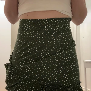 Gullig kjol - Kjol från SHEIN i bra kvalitet 