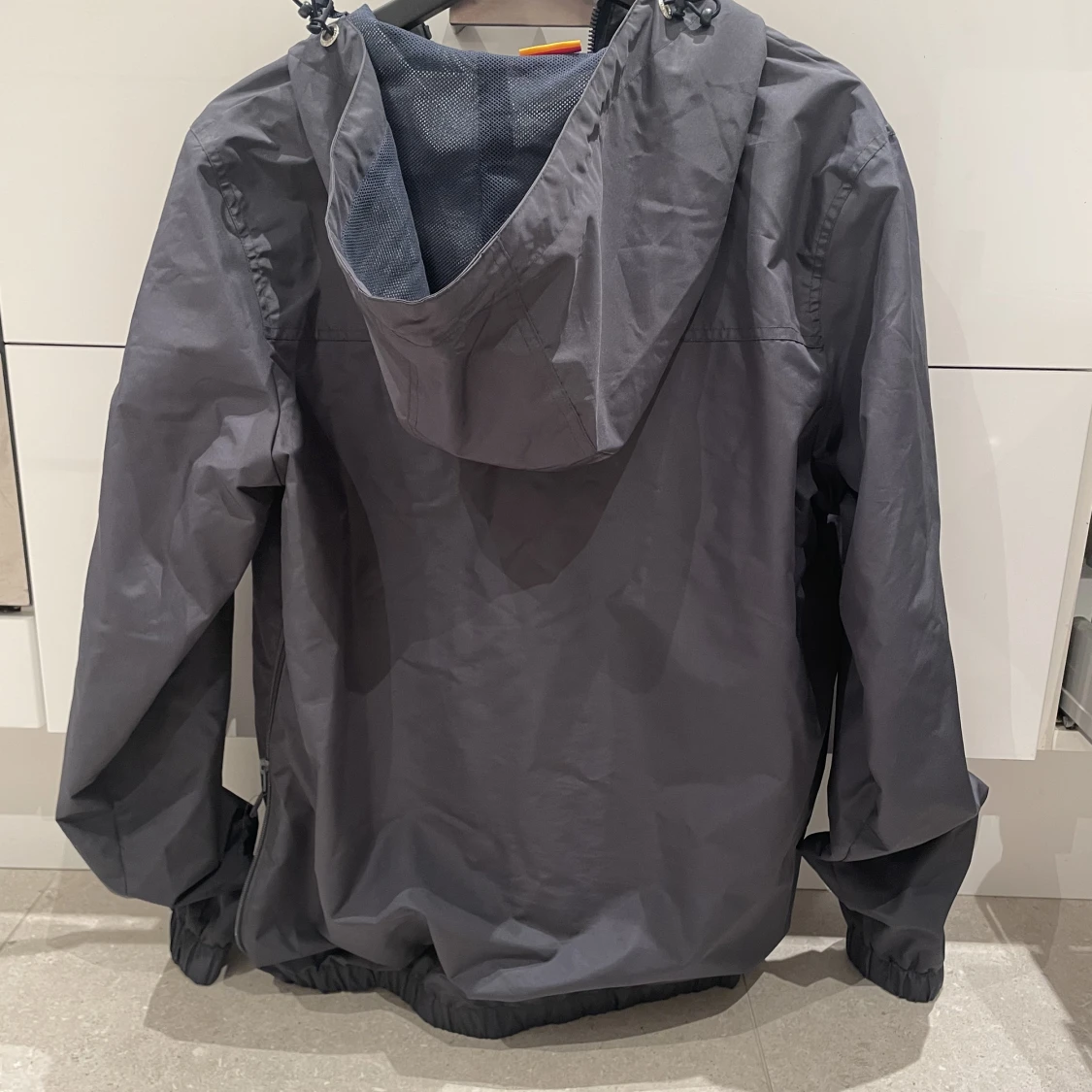 Ellesse vindjacka - 91