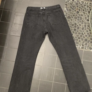 Hope rush denim - Tja jag säljer mina hope rush har blivit för små, köptes helt nya för 1800kr och har använts 2 gånger. 10/10 skick.  Pris kan diskuteras 