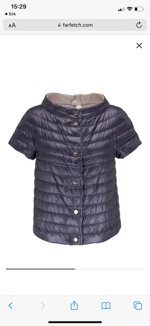 Herno jacka  - Herno jacka i stl 38. Nypris 7200 kr, köptes för 3 veckor sedan ksk så inte använd så mycket. Kan skicka egna bilder privat (: 