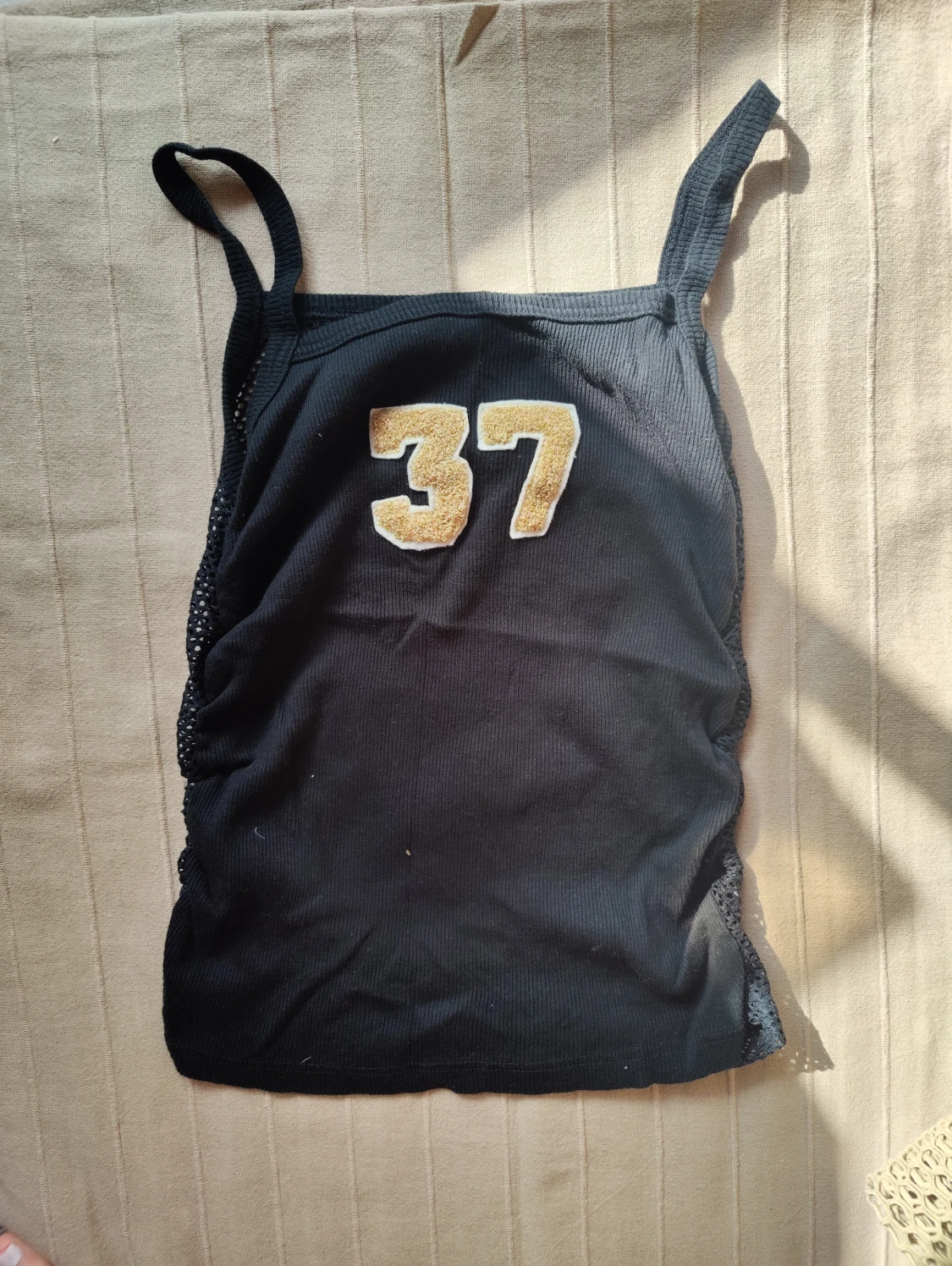 Sporty fishnet tank top 