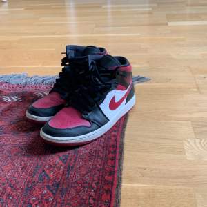 Nike Jordan 1s i bra skick, öppen för prisförslag!