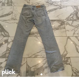Zara jeans - Zara jeans, storlek 36/38 Långa på mig som är 160 