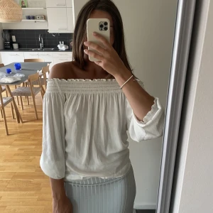 Maje blus  - Säljer denna fantastiska blus från Maje. 