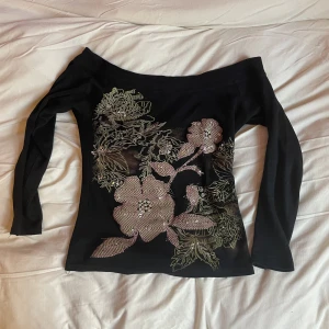 Fin tröja - Fin tröja med tryck💕 inga defekter