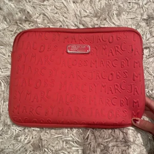Datorfodral  - Jättesnyggt datorfodral från marc jackobs ⭐️🔥❤️❤️