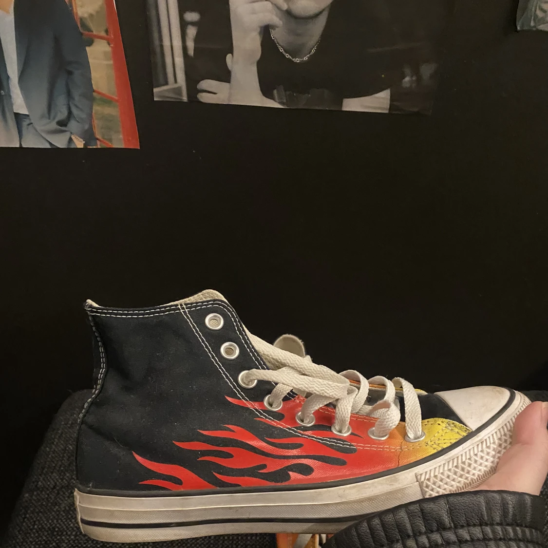 Converse fire flames  - 90