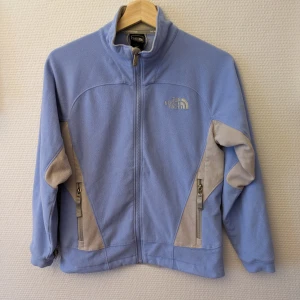 North face fleece - North face fleece, strl S/m. Väldigt fint skick! 