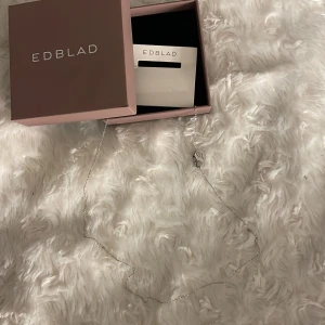 Halsband  - Helt ny silver kedja från Edblad aldrig använd 