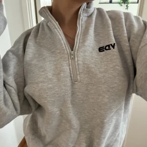 Zip tröja - Tröja från venderbys, strl xs/s och inga defekter💕