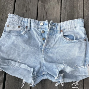 Shorts - Shorts från zara. Klippta själv 💕✨