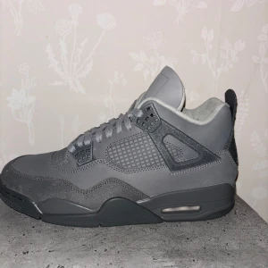 Jordan 4 wet cement  - Oanvända i storlek 42,5