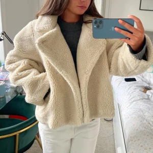 Teddyjacka!  - Sååå snygg!